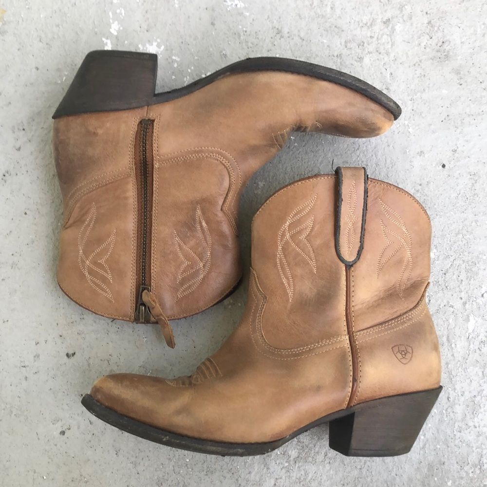 Ariat Tan Leather Western Heeled Boots